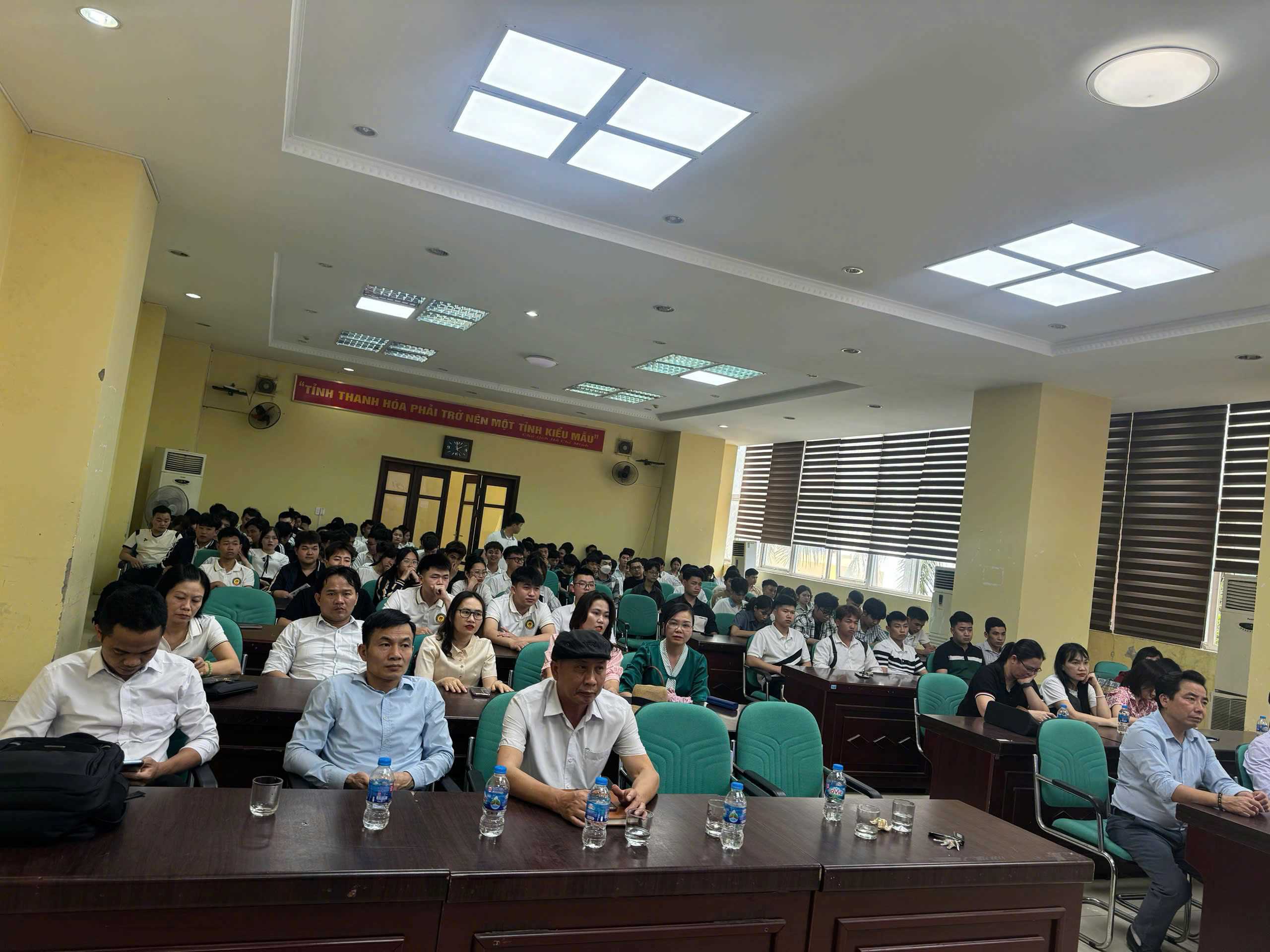Media\2011_nln.hdu.edu.vn\FolderFunc\202504\Images/2-20250421033455-e.jpg